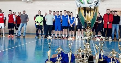 Пять команд выступили во втором турнире по мини-футболу памяти Александра Свирида